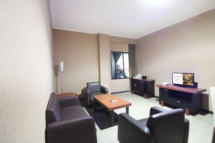 Room 14 of 92