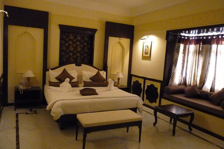 Room 7 of 73