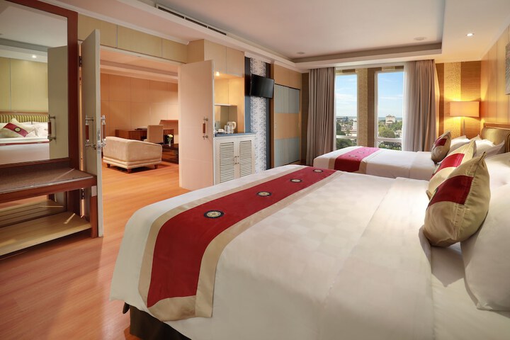 Room 18 of 85