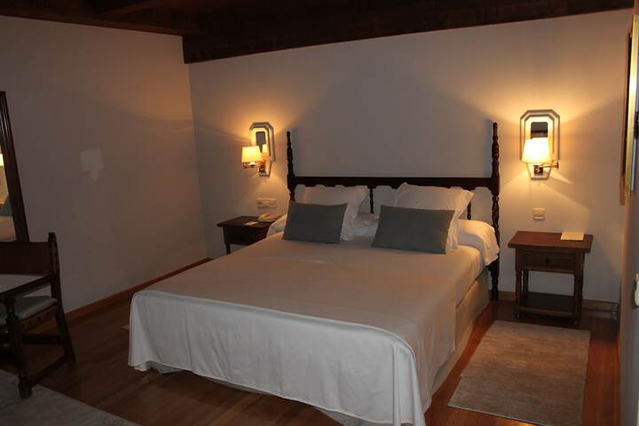 Room 12 of 119