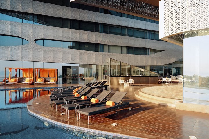 Sundeck 64 of 67
