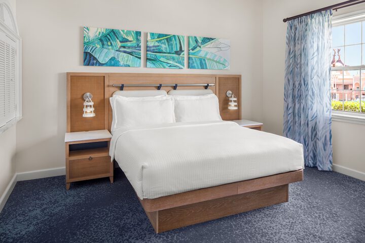 Room 5 of 74