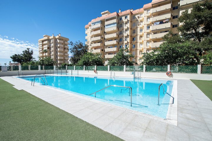 Hotel with Pool