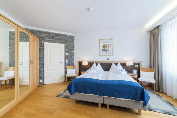 Room 10 of 81