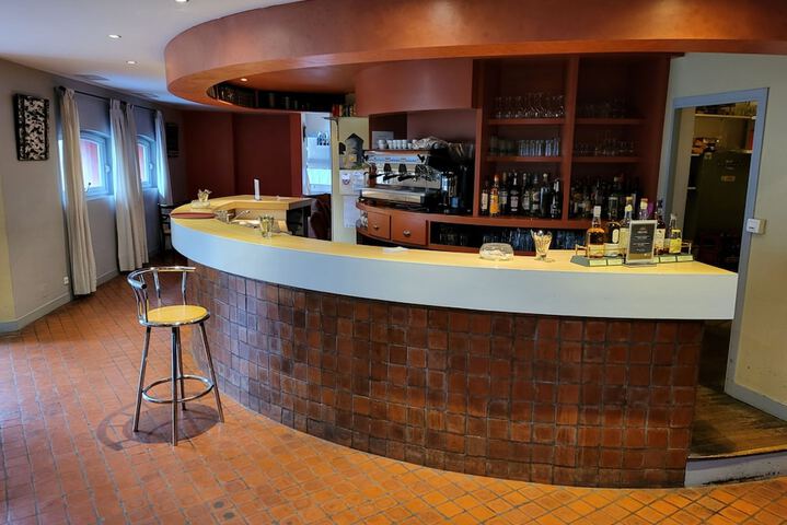 Lounge 120 of 154