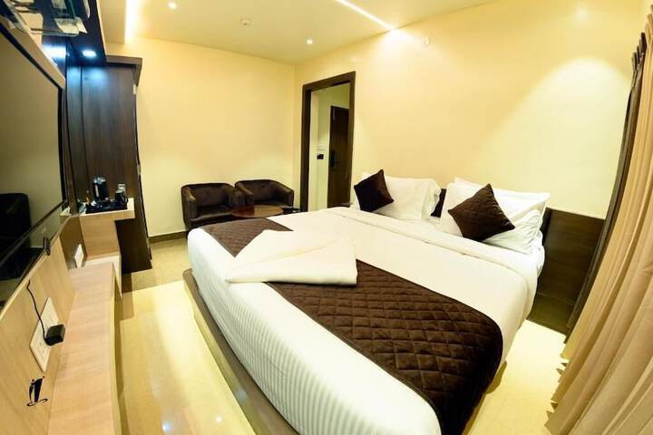 Room 15 of 30