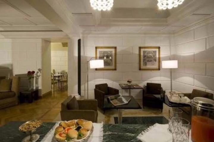 Guest Lobby