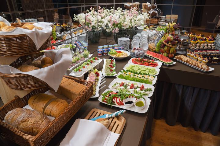Dining 42 of 59