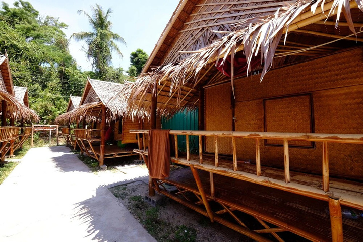 Bamboo Hut Bungalow