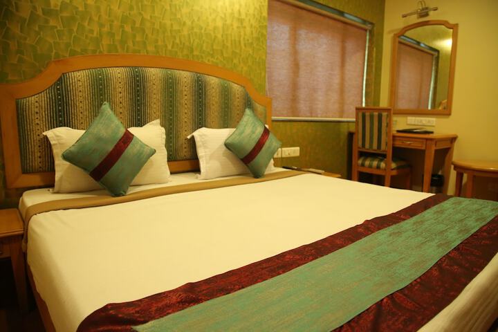 Room 14 of 26