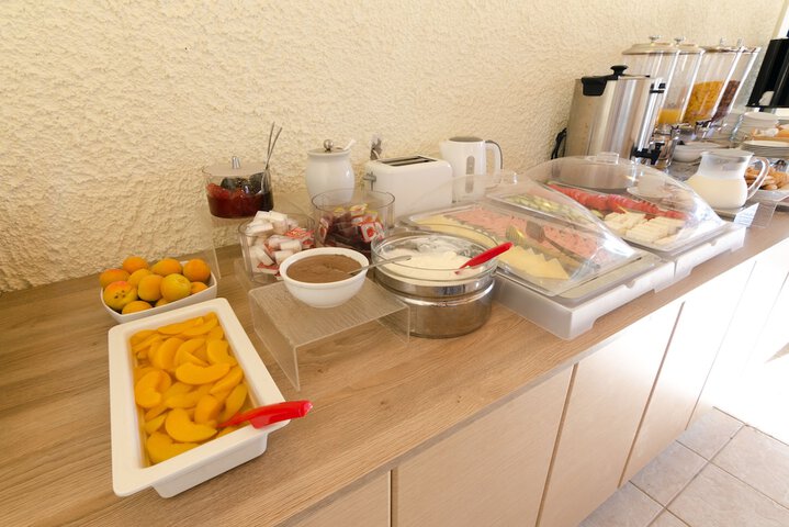 Breakfast/Coffee Service 29 of 54