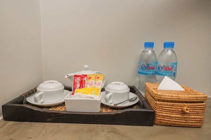 Breakfast/Coffee Service 66 of 211