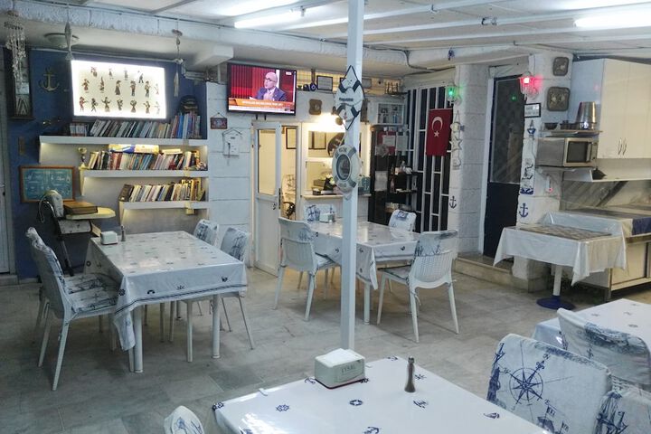 Room 16 of 42
