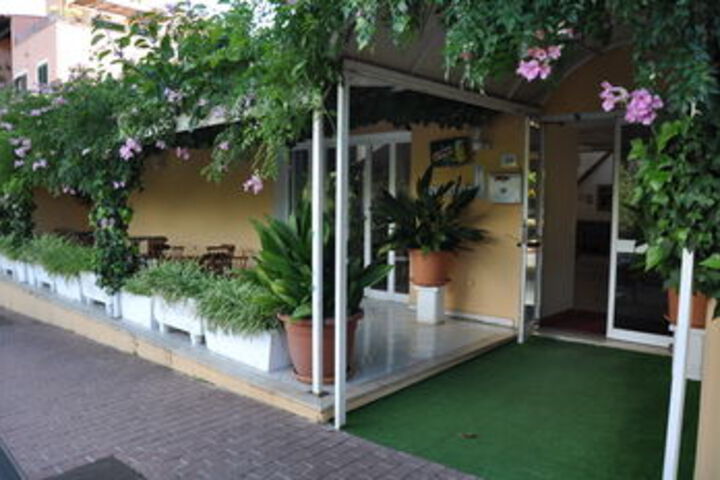 Hotel 14 of 28