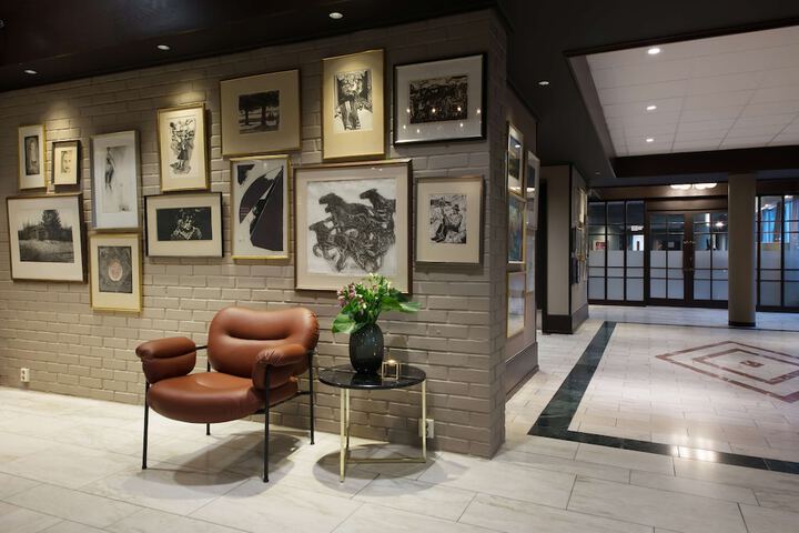 Hotel Interior 3 of 59
