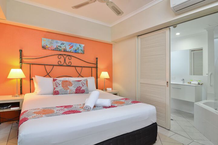 Room 3 of 31