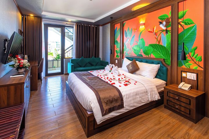 Room 3 of 39