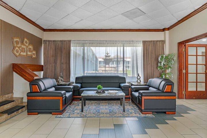 Guest Lobby