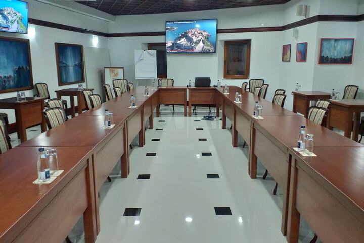 Business Center 216 of 263