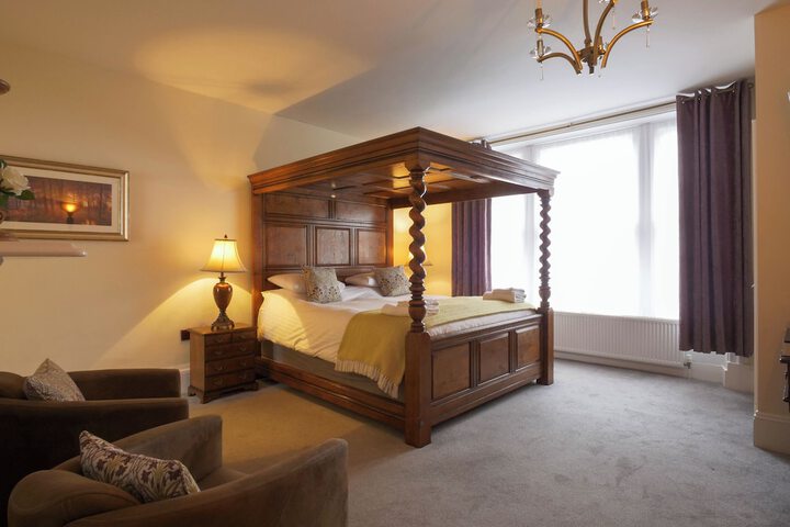 Room 30 of 264