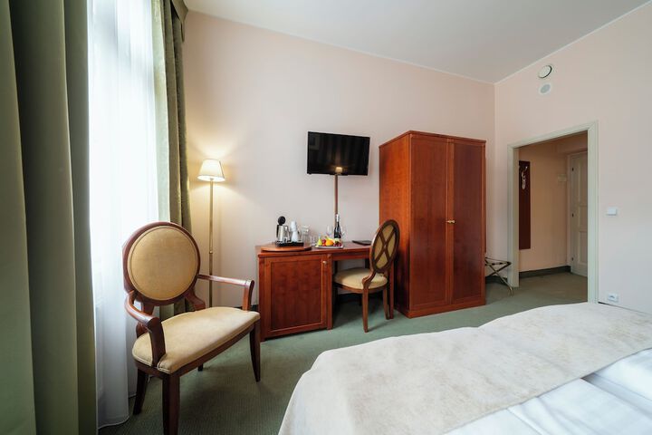 Room 54 of 113