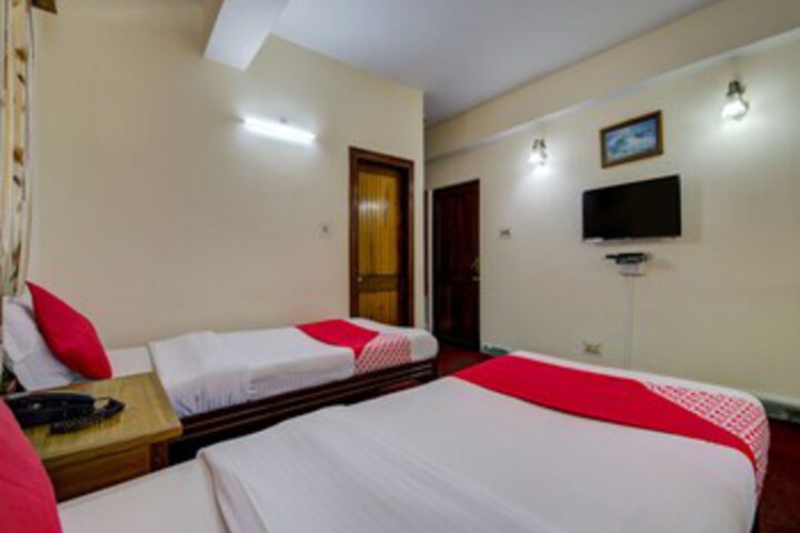 Room 15 of 18