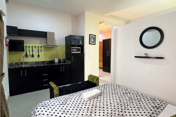 Room 44 of 288