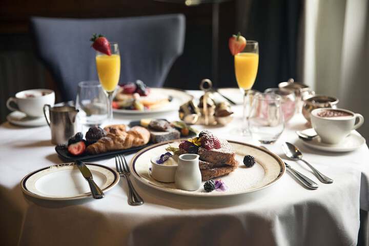 Breakfast/Coffee Service 52 of 60