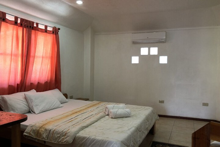 Room 26 of 79