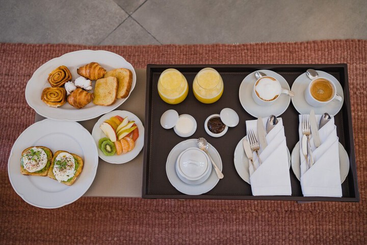 Breakfast/Coffee Service 39 of 57