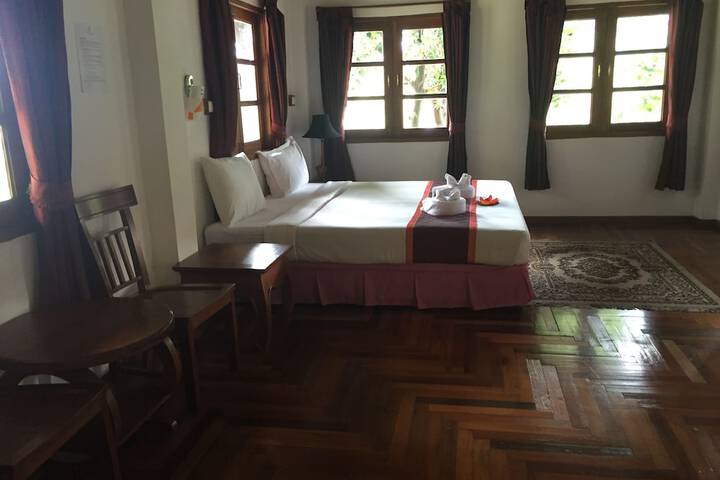 Room 8 of 71