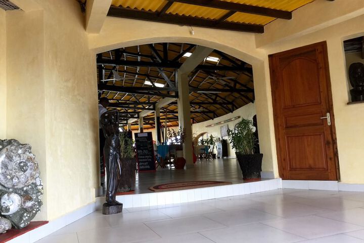 Hotel 2 of 34