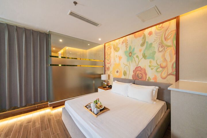 Room 28 of 48