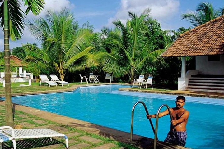 Pool 52 of 95