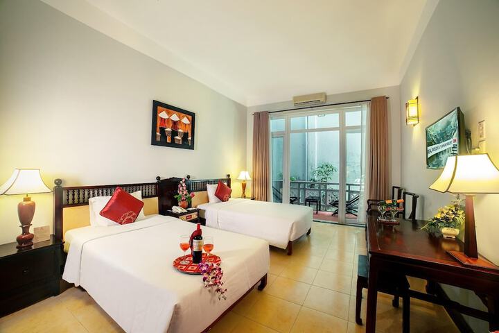 Room 26 of 125