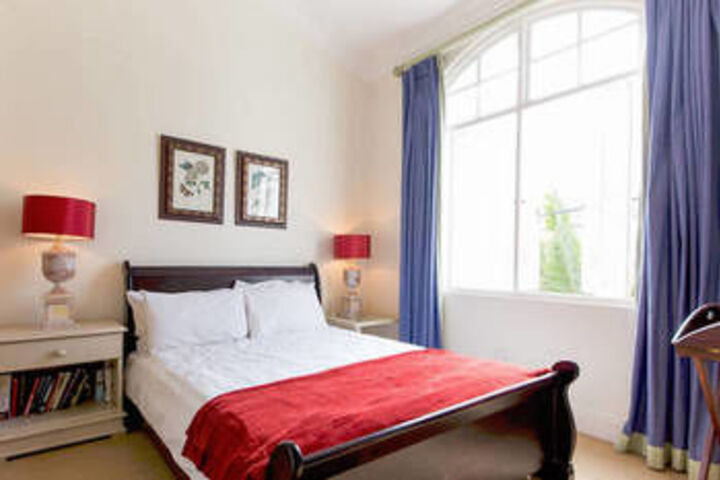 Room 14 of 23