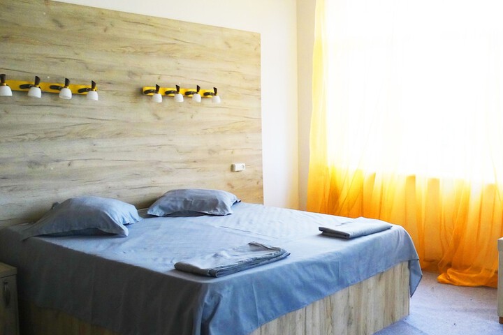 Room 5 of 21