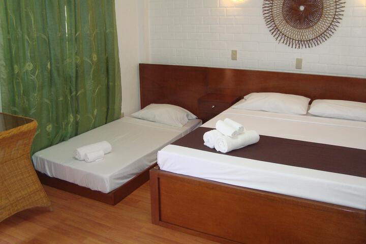 Room 6 of 6