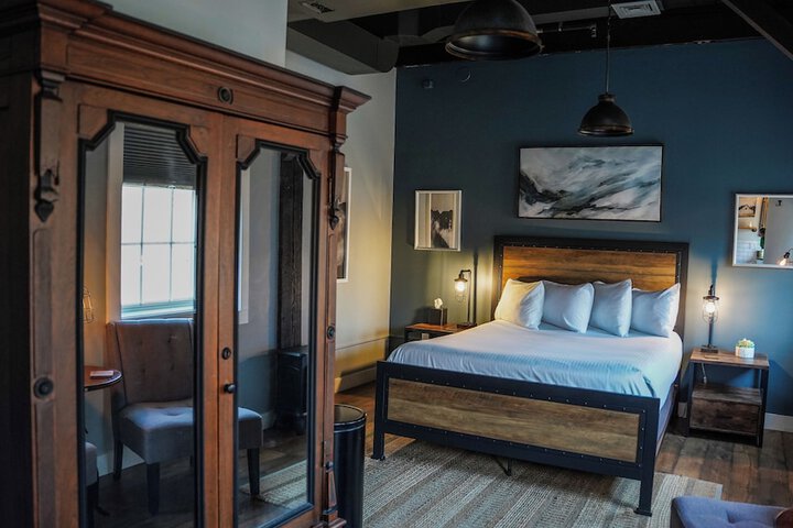 Room 29 of 128