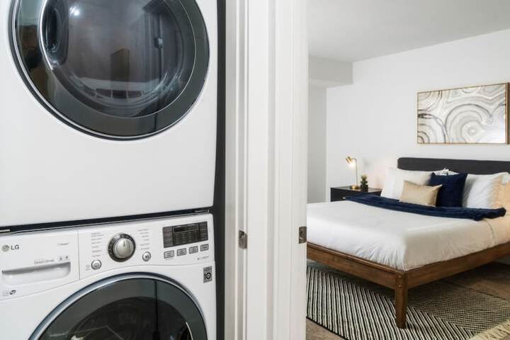 Laundry 18 of 29