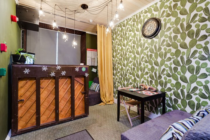 Room 20 of 38