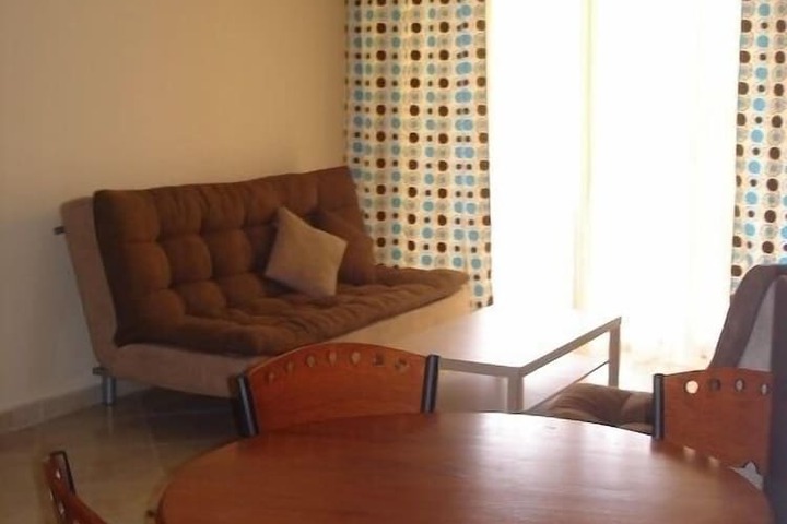 Room 5 of 20