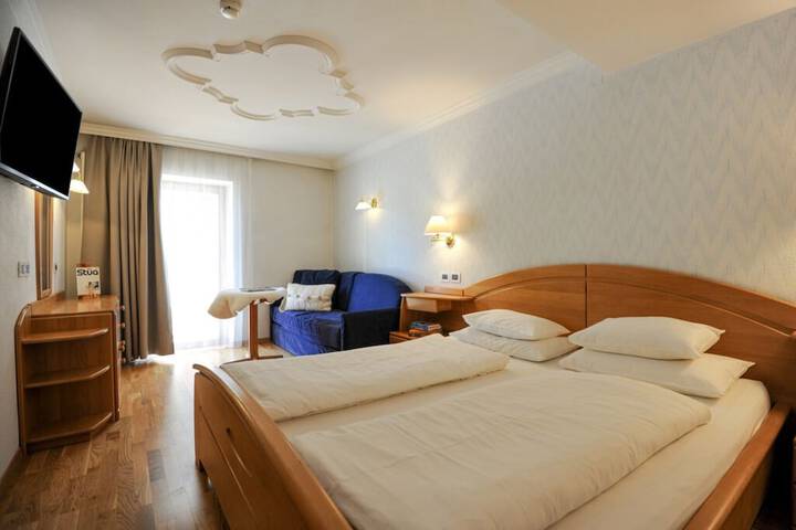 Room 19 of 59