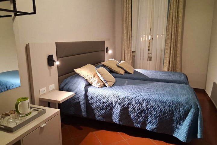 Room 21 of 72