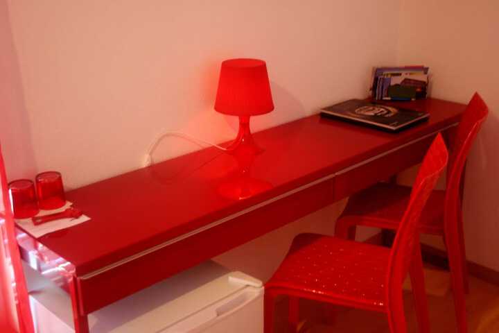 Room 3 of 34