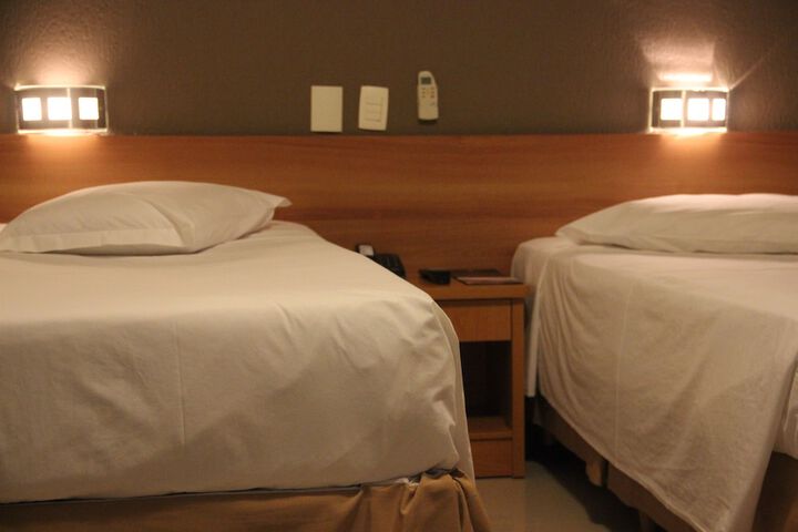 Room 18 of 81
