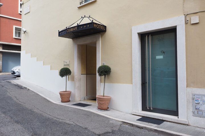 Hotel 107 of 114
