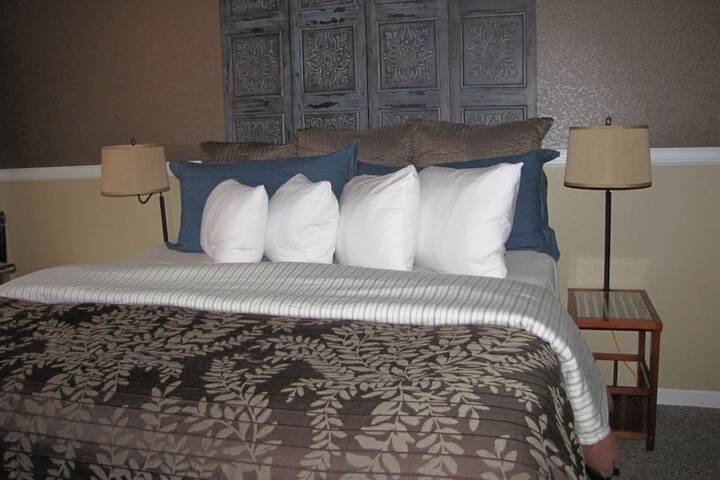Room 5 of 35