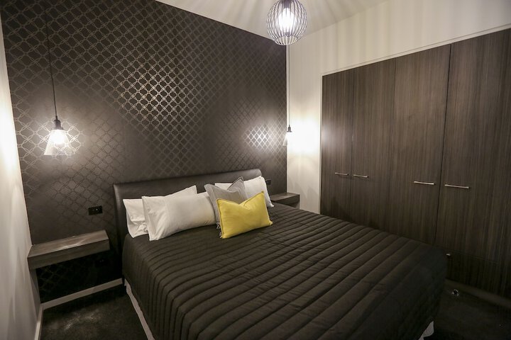 Room 12 of 71