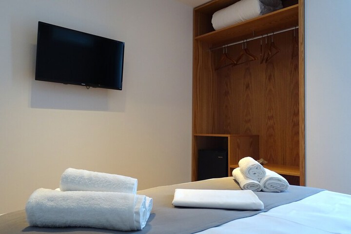 Room 14 of 94